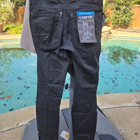 KUHL Pants NWT 3 pairs 28 in waist $120 for lot - Picture 12 of 15